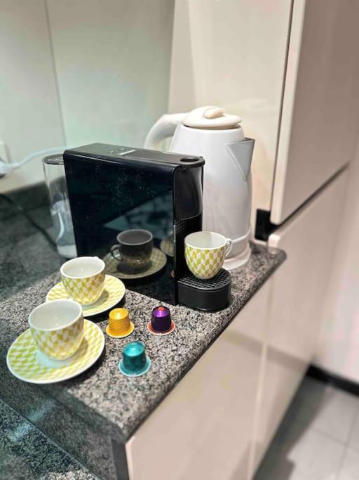 Apartment Jacuzzi-idrotherapy Duomo 5 Min Qcterme 100m